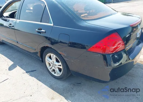 2007 Honda Accord 2.4 Se z USA, uszkodzony, nr VIN 1HGCM563X7A098945